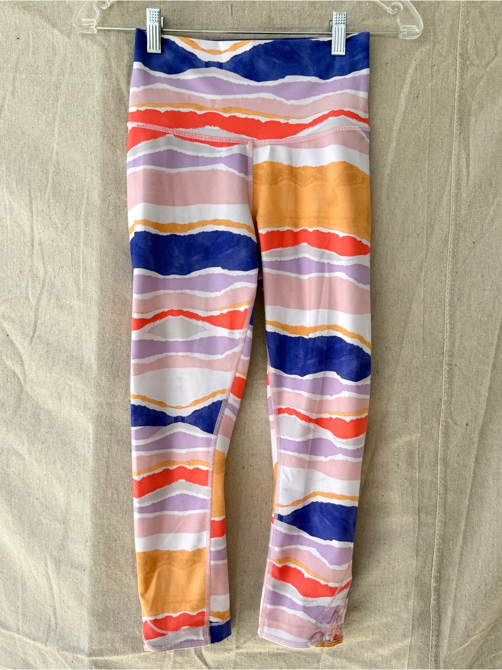Lululemon Size 4 Bleacher Stripe White Iris Flower True Self Crop Leggings